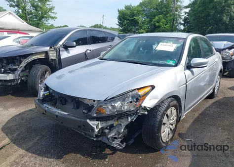 2012 Honda Accord 2.4 Lx из США, поврежденный, VIN 1HGCP2F32CA062067